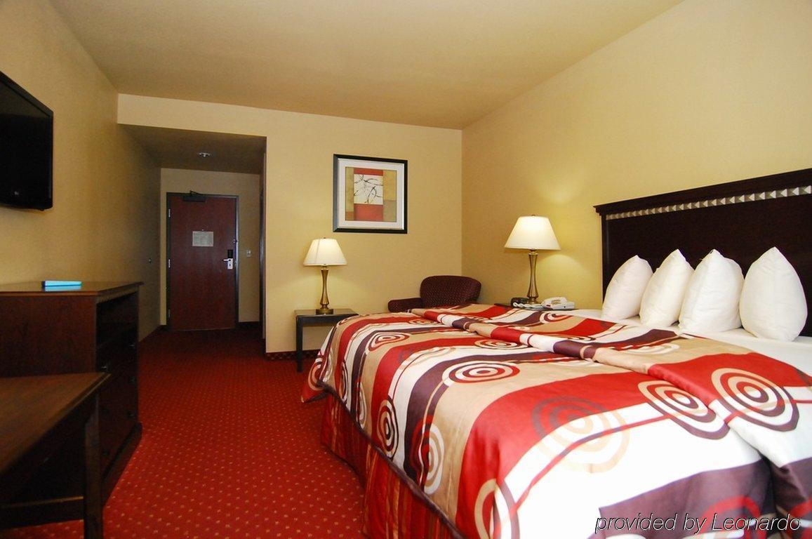 Quality Inn & Suites Buda Ruang foto