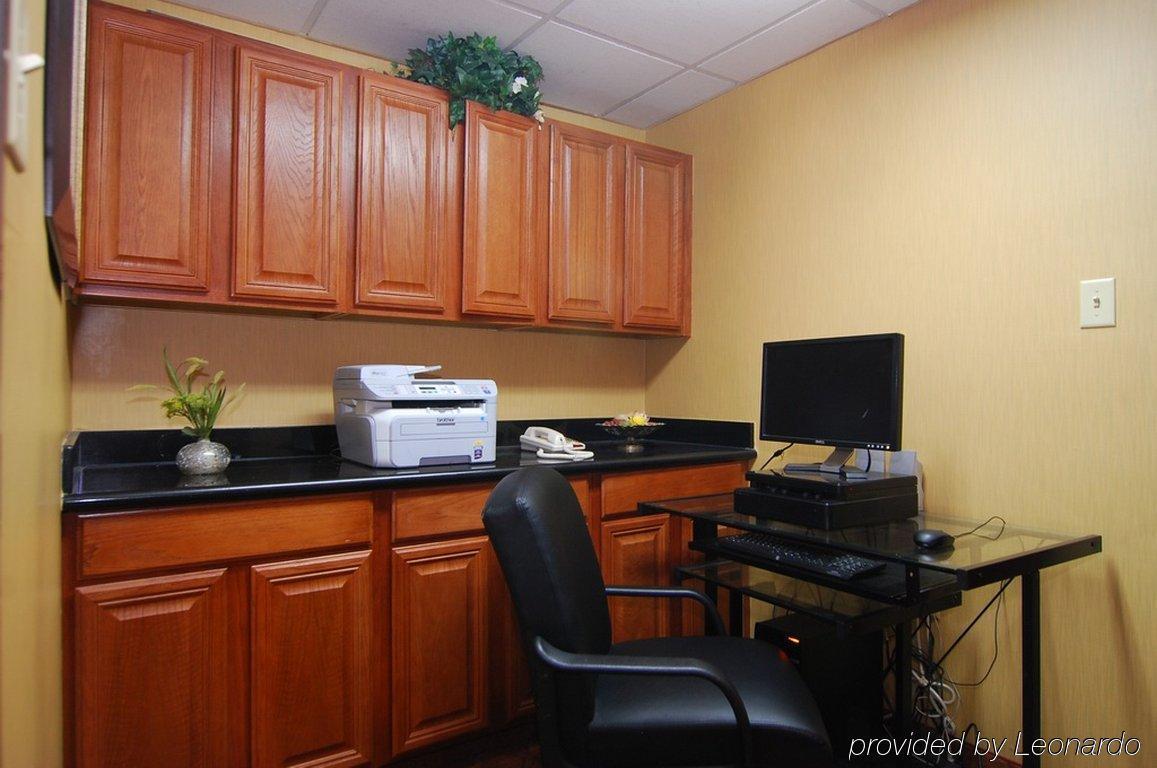 Quality Inn & Suites Buda Fasilitas foto